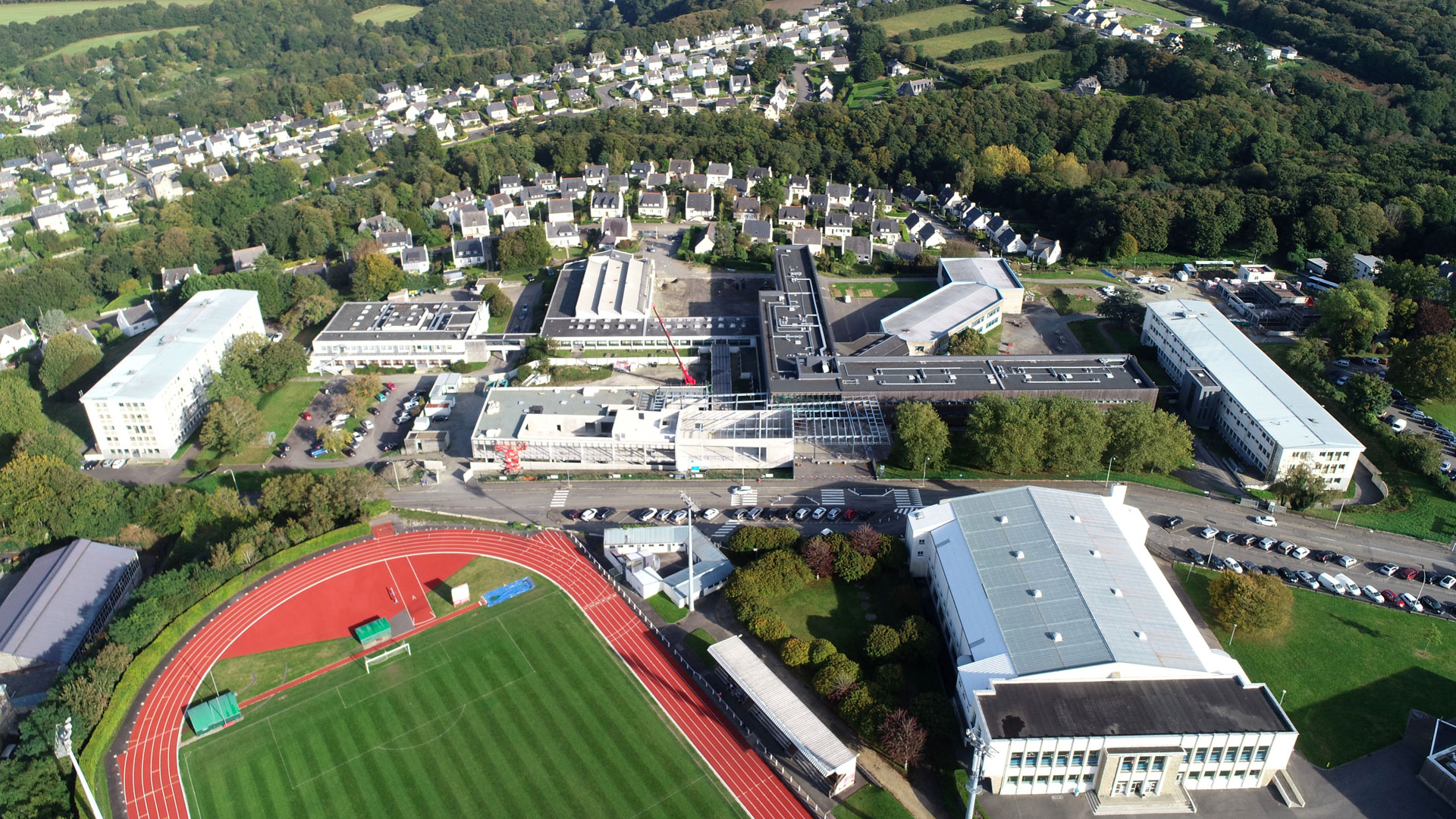 vue aerienne du lycée Tristan Corbière de Morlaix