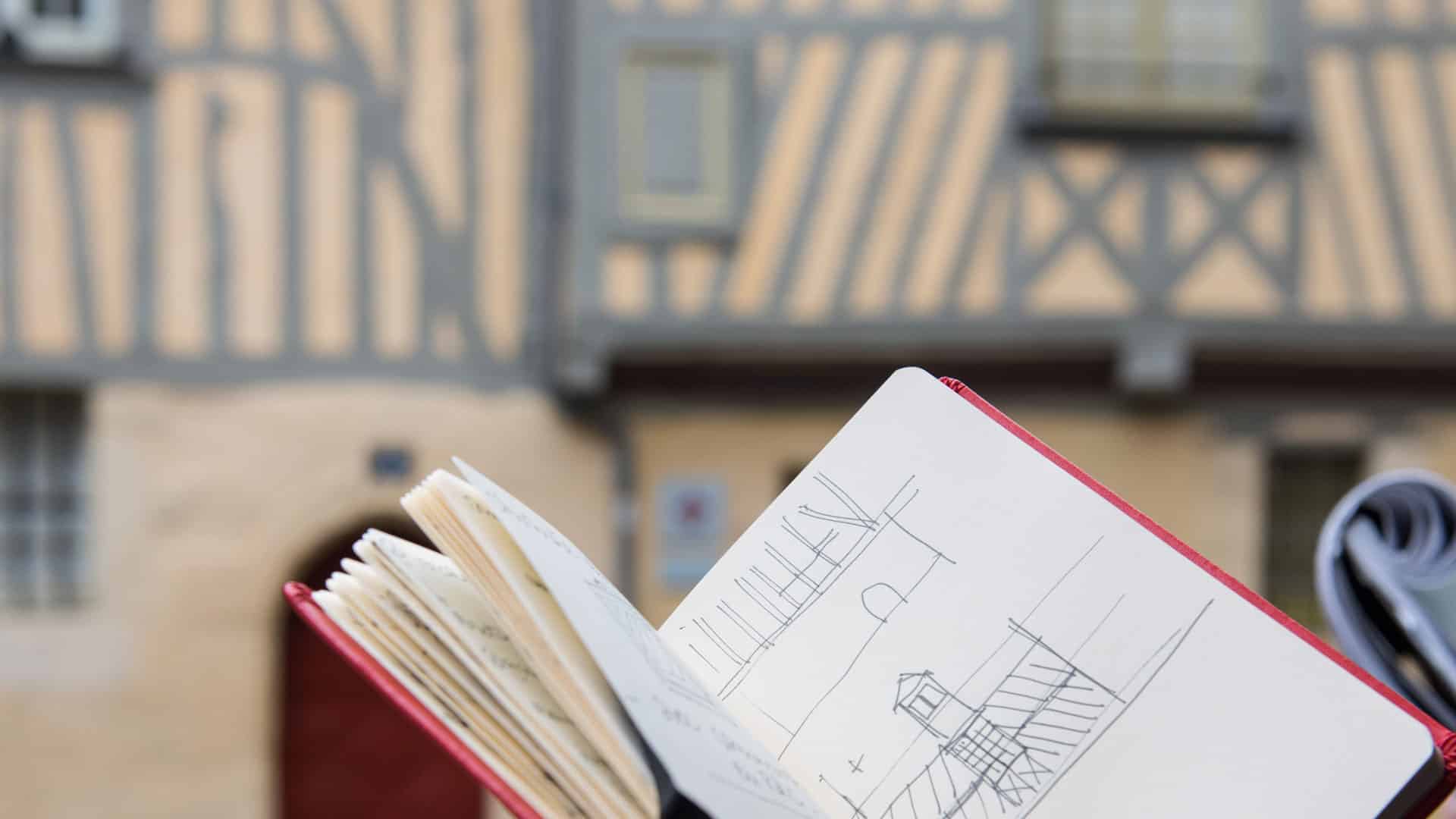 croquis d'une maison à pans de bois