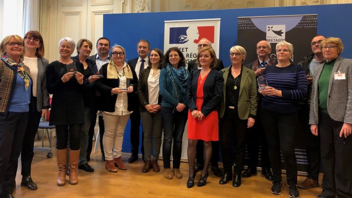 Les représentants des collectivités lauréates ont reçu leurs Trophées des Mariannes de la Parité en Bretagne le 28 février 2023.