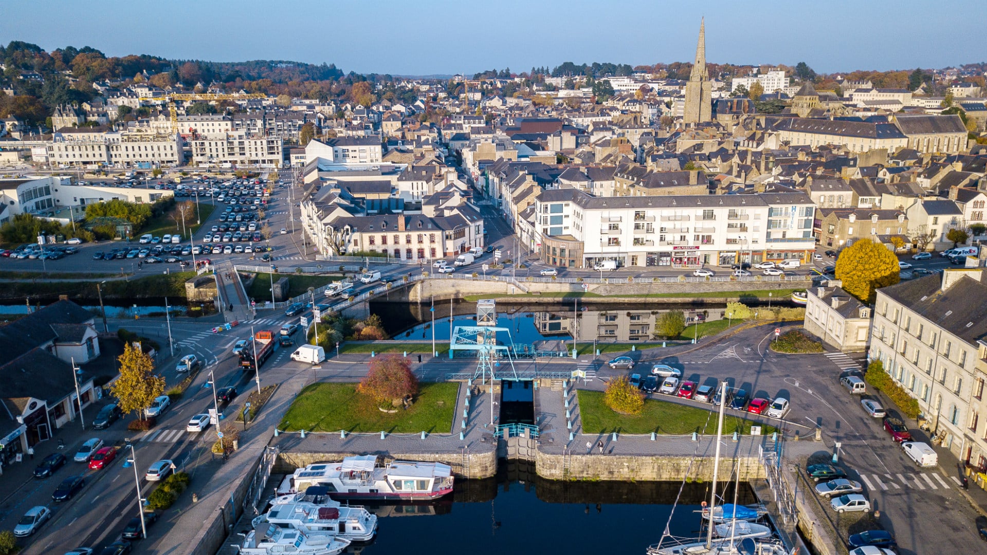 Vue de hauteur du port de Redon