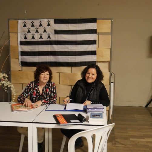 Deux des fondatrices de Breizh-Galiza, Isabelle Kerdudo et Loli Lopez