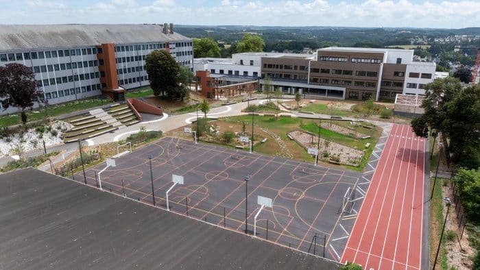 Lycée JM Le Bris