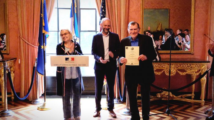 CR. Sophie Raubiet, Présidente de BZH-New-York, Yann Rivallain, chargé des Bretons du Monde au Conseil Régional et Jo Robin, doyen et président d'honneur des Bretons de New-York.