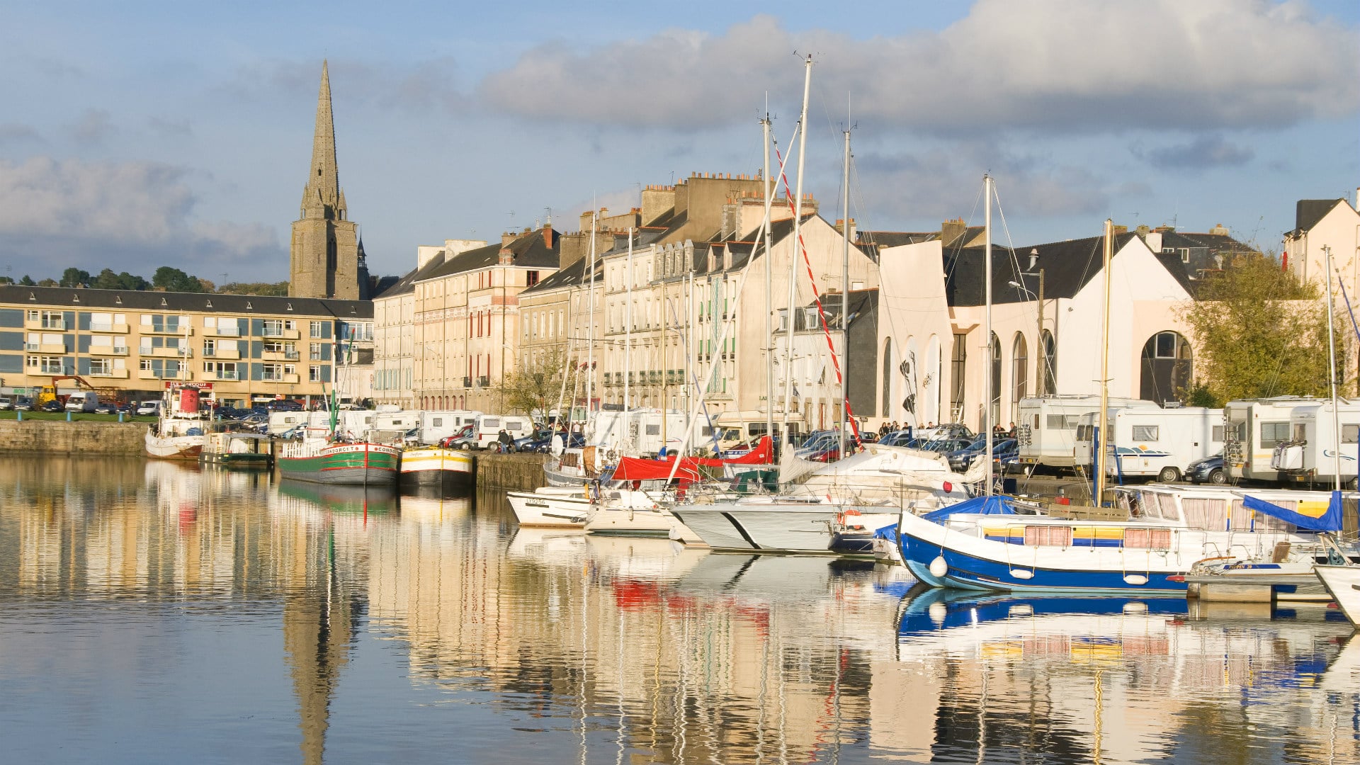 Vue du port de Redon