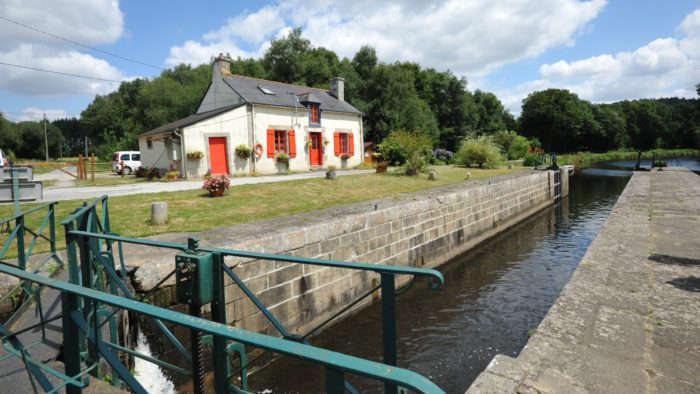 La maison éclusière du Divit, à Pluméliau-Bieuzy (56)