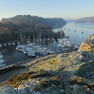 Le port de La Roche-Bernard (56), passage de la Vilaine dans le Morbihan (voir l'image en plus grand)