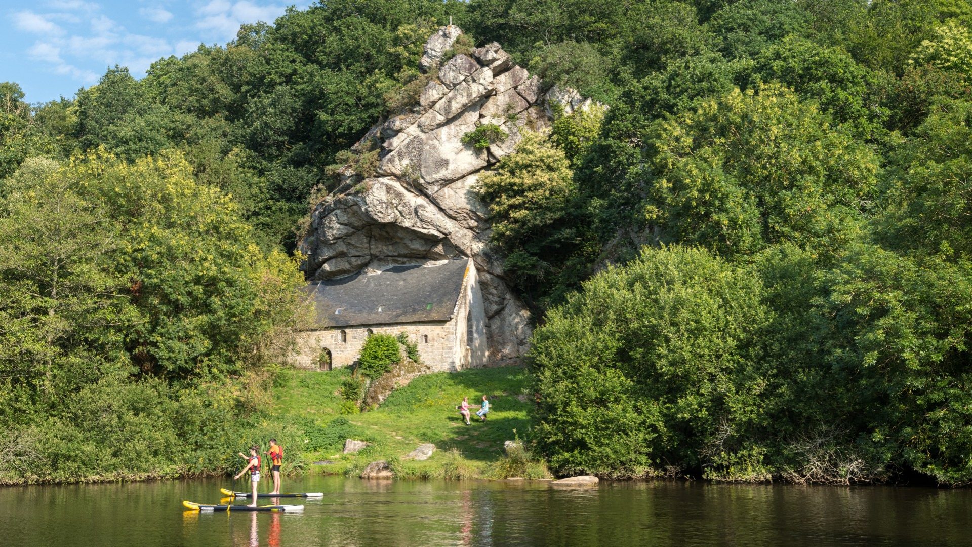 Stand up paddle à la chapelle Saint-Gildas (56)