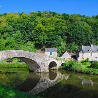 Le Vieux pont de Léhon (22) (voir l'image en plus grand)